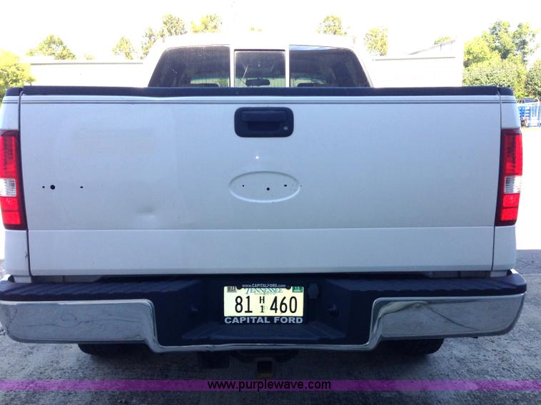 image for item A4948 2006 Ford F150 XLT SuperCrew pickup truck