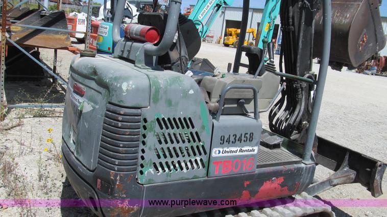 image for item G2097 2007 Takeuchi TB016 compact excavator