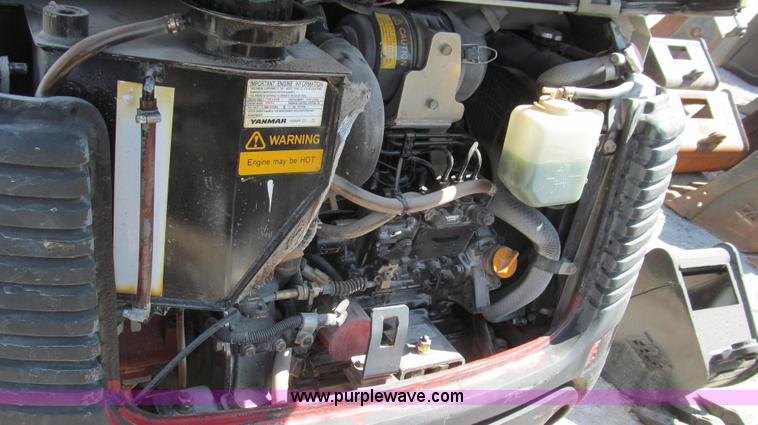 image for item G2097 2007 Takeuchi TB016 compact excavator