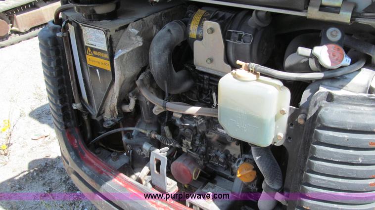 image for item G2097 2007 Takeuchi TB016 compact excavator