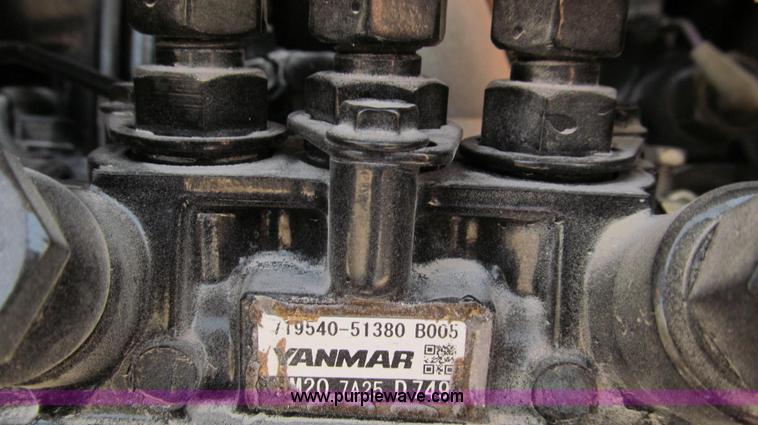 image for item G2097 2007 Takeuchi TB016 compact excavator