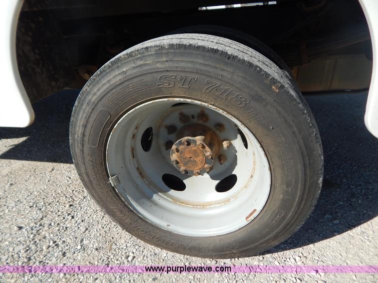 image for item G3417 2008 Ford F550 service truck