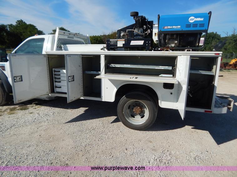image for item G3417 2008 Ford F550 service truck