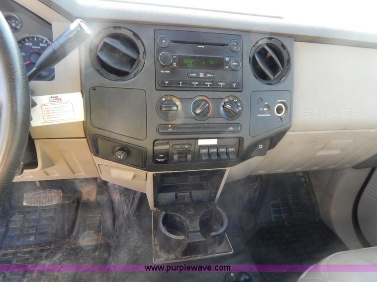 image for item G3417 2008 Ford F550 service truck