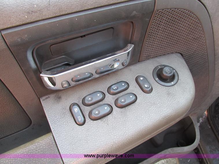 image for item G9227 2004 Ford F150 XLT SuperCrew pickup truck