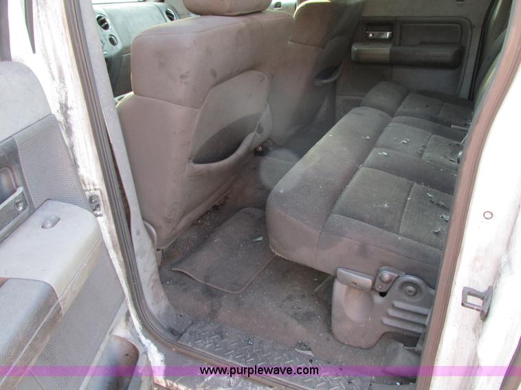 image for item G9227 2004 Ford F150 XLT SuperCrew pickup truck