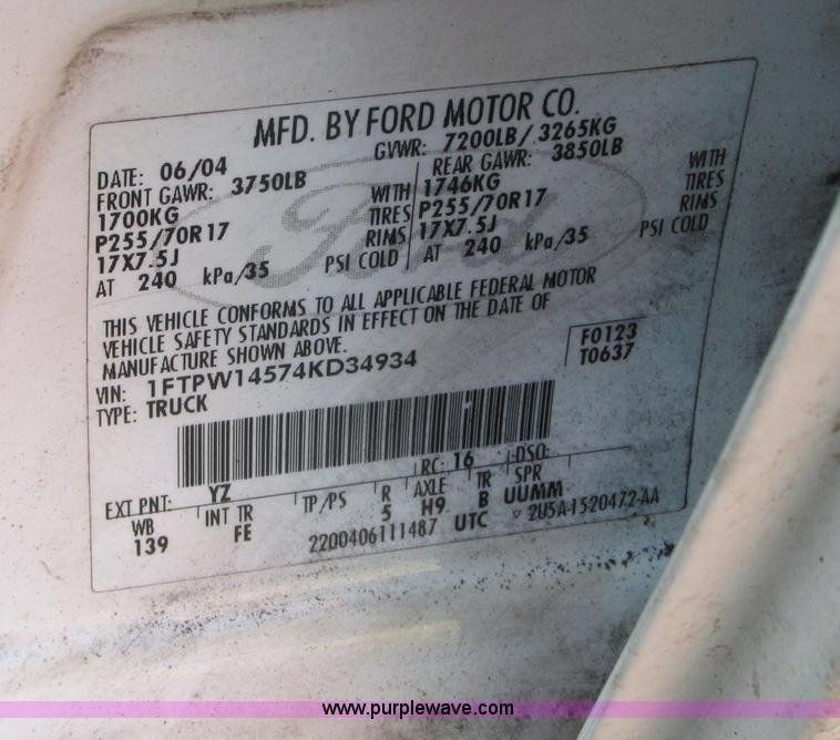 image for item G9227 2004 Ford F150 XLT SuperCrew pickup truck