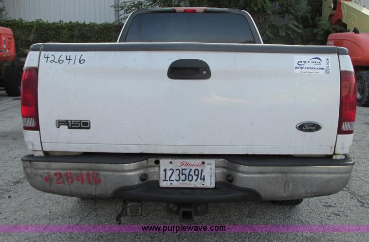 image for item G9228 2002 Ford F150 XLT SuperCab pickup truck