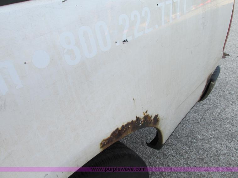 image for item G9228 2002 Ford F150 XLT SuperCab pickup truck