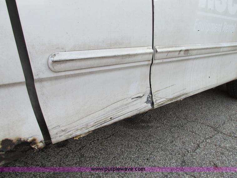 image for item G9228 2002 Ford F150 XLT SuperCab pickup truck