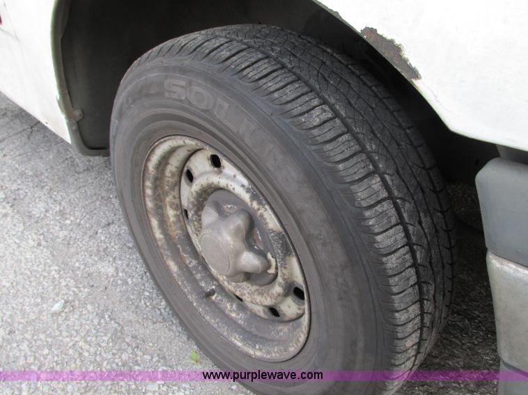 image for item G9229 2002 Ford F150 XLT SuperCab pickup truck