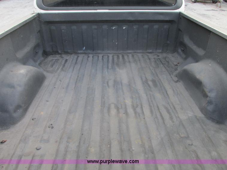 image for item G9229 2002 Ford F150 XLT SuperCab pickup truck