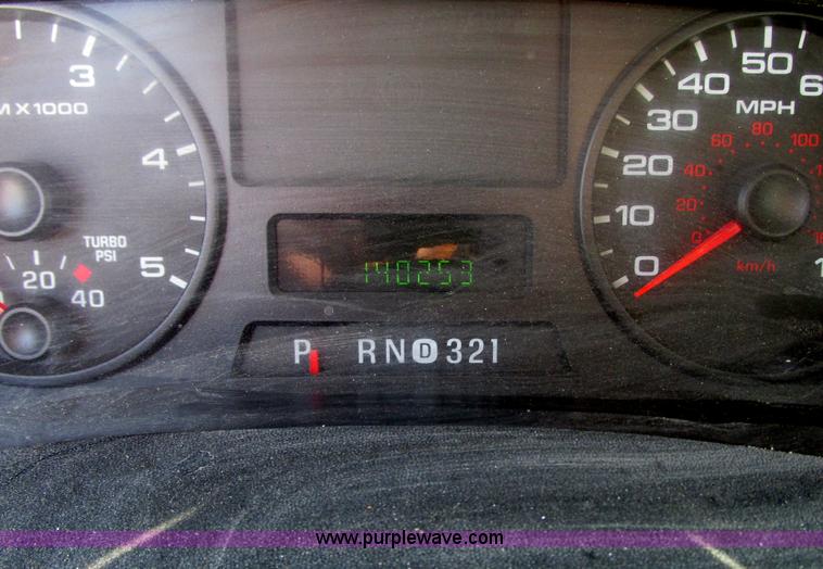 image for item G9245 2006 Ford F550 XL Super Duty service truck