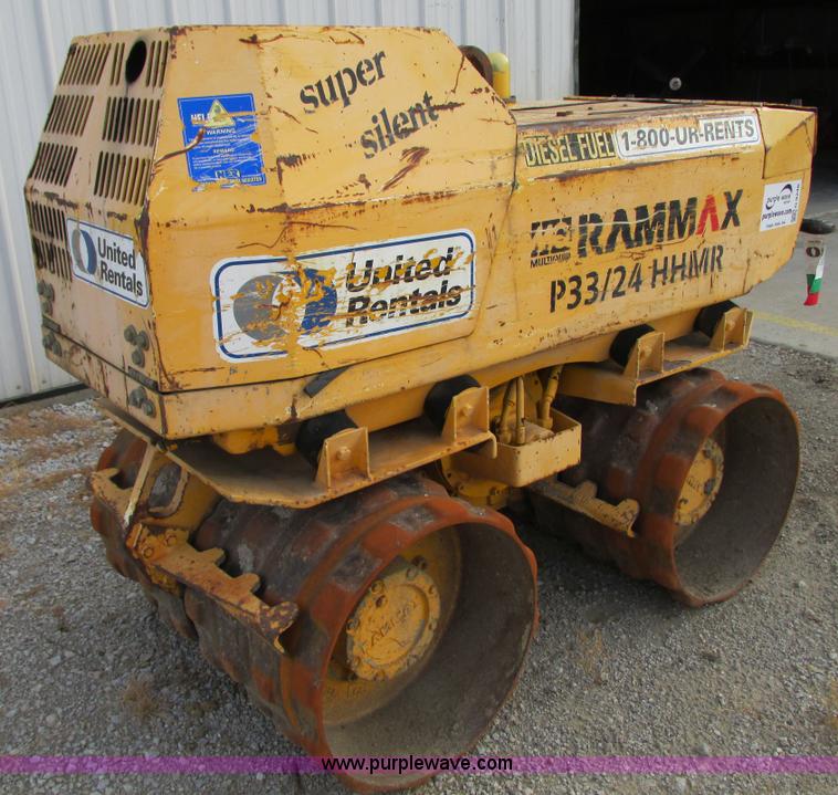image for item G9246 2005 Multiquip Rammax P33/24HHMR walk-behind vibratory trench compactor