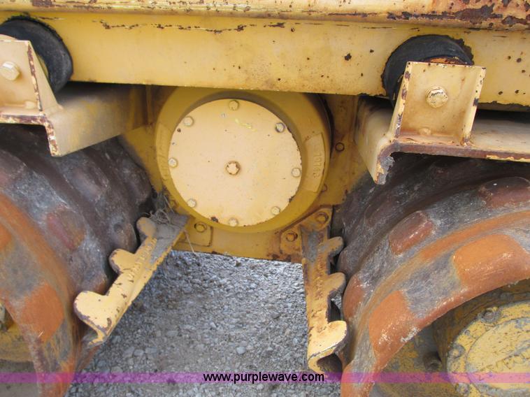 image for item G9246 2005 Multiquip Rammax P33/24HHMR walk-behind vibratory trench compactor