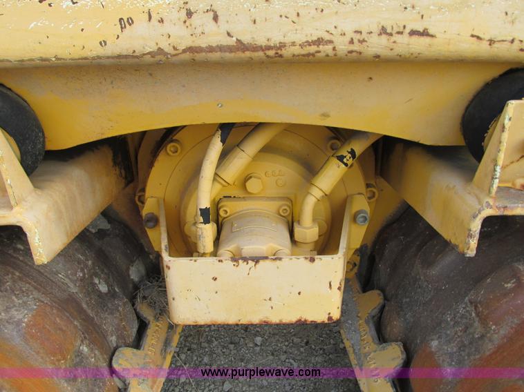 image for item G9246 2005 Multiquip Rammax P33/24HHMR walk-behind vibratory trench compactor