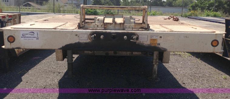 image for item G9247 2006 Trail King TK80HT-482 trailer