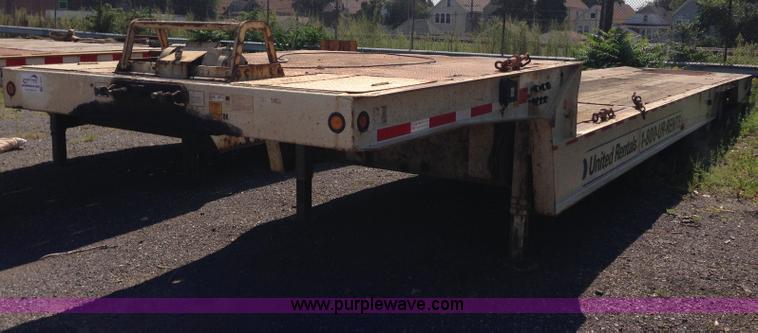 image for item G9247 2006 Trail King TK80HT-482 trailer