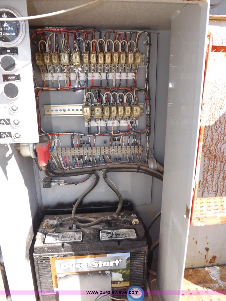 image for item I7590 2005 Skyjack SJ8831RT scissor lift