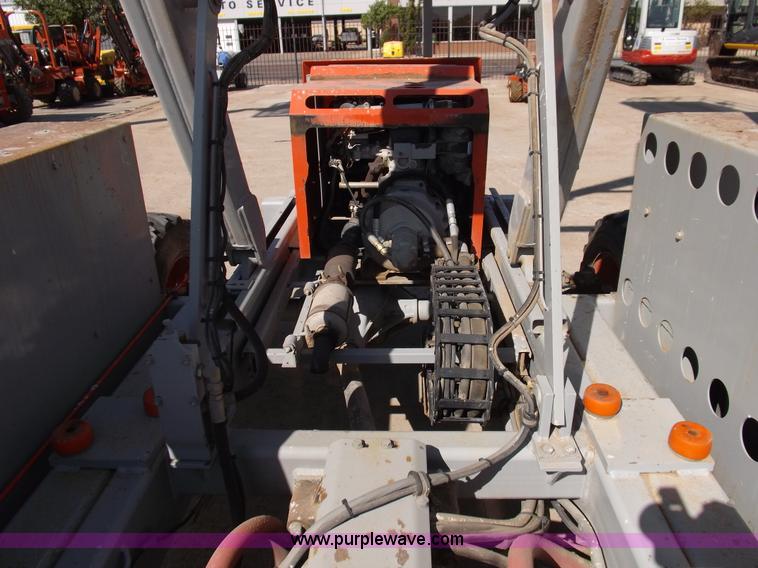 image for item I7590 2005 Skyjack SJ8831RT scissor lift