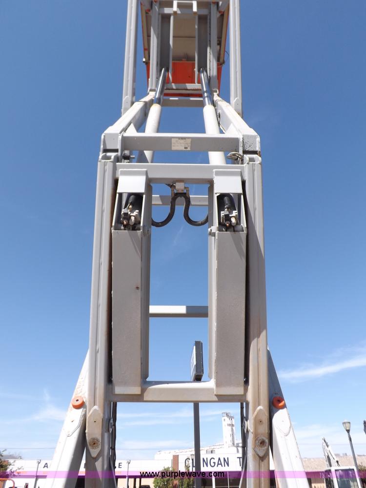 image for item I7590 2005 Skyjack SJ8831RT scissor lift