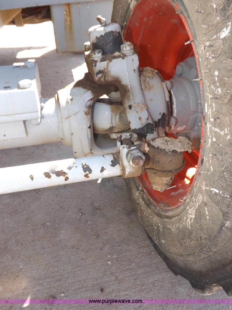 image for item I7590 2005 Skyjack SJ8831RT scissor lift