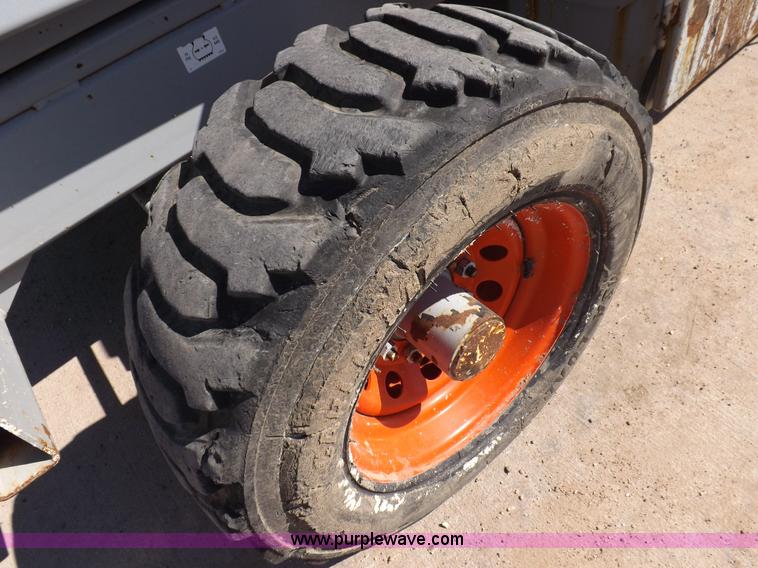 image for item I7590 2005 Skyjack SJ8831RT scissor lift