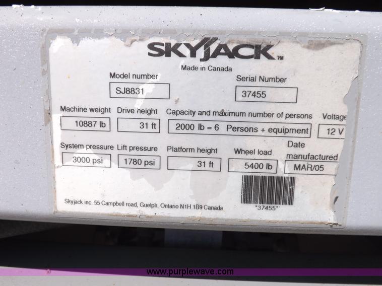 image for item I7590 2005 Skyjack SJ8831RT scissor lift