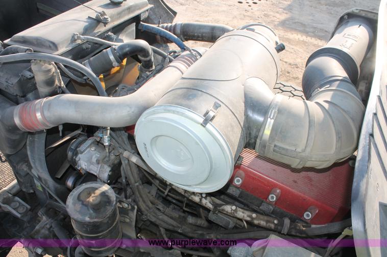 image for item I7751 2005 Kenworth T800 semi truck with Palfinger PK32080 knuckle boom crane