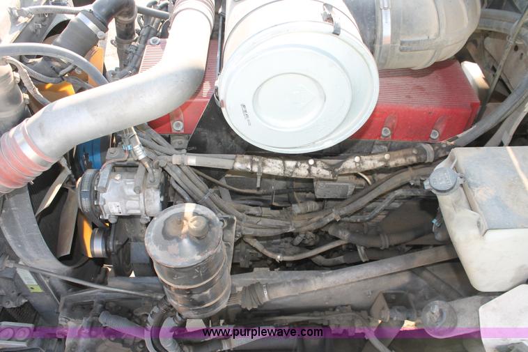 image for item I7751 2005 Kenworth T800 semi truck with Palfinger PK32080 knuckle boom crane