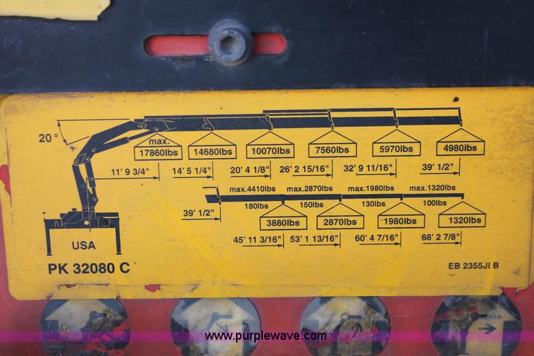 image for item I7751 2005 Kenworth T800 semi truck with Palfinger PK32080 knuckle boom crane