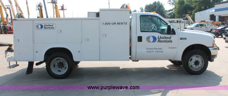 image for item I7756 2003 Ford F550 XL Super Duty service truck