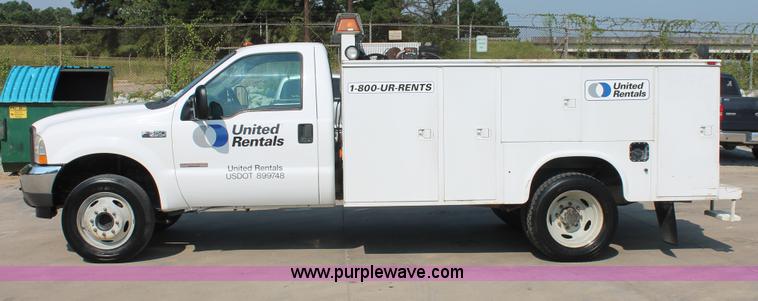 image for item I7756 2003 Ford F550 XL Super Duty service truck