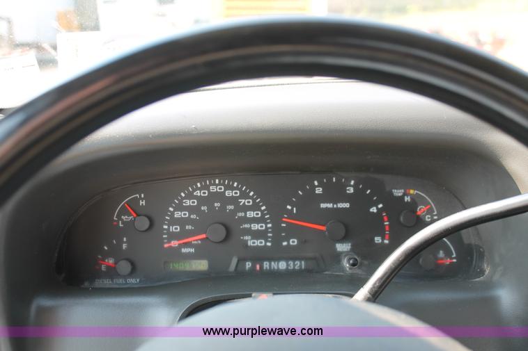 image for item I7756 2003 Ford F550 XL Super Duty service truck