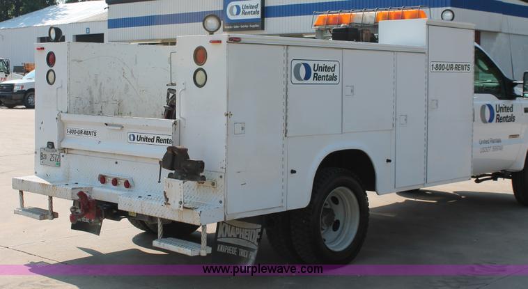 image for item I7756 2003 Ford F550 XL Super Duty service truck
