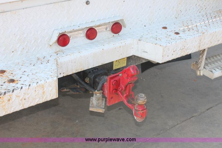 image for item I7756 2003 Ford F550 XL Super Duty service truck