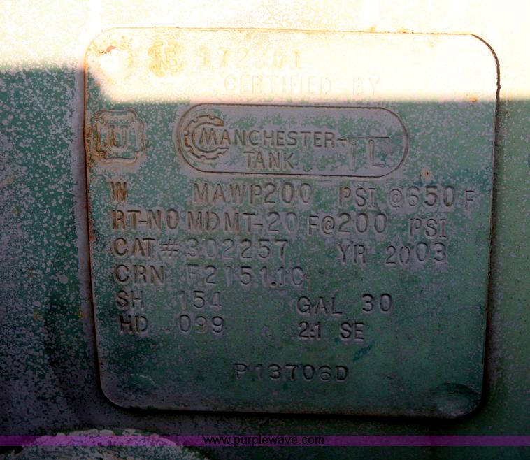 image for item I7756 2003 Ford F550 XL Super Duty service truck