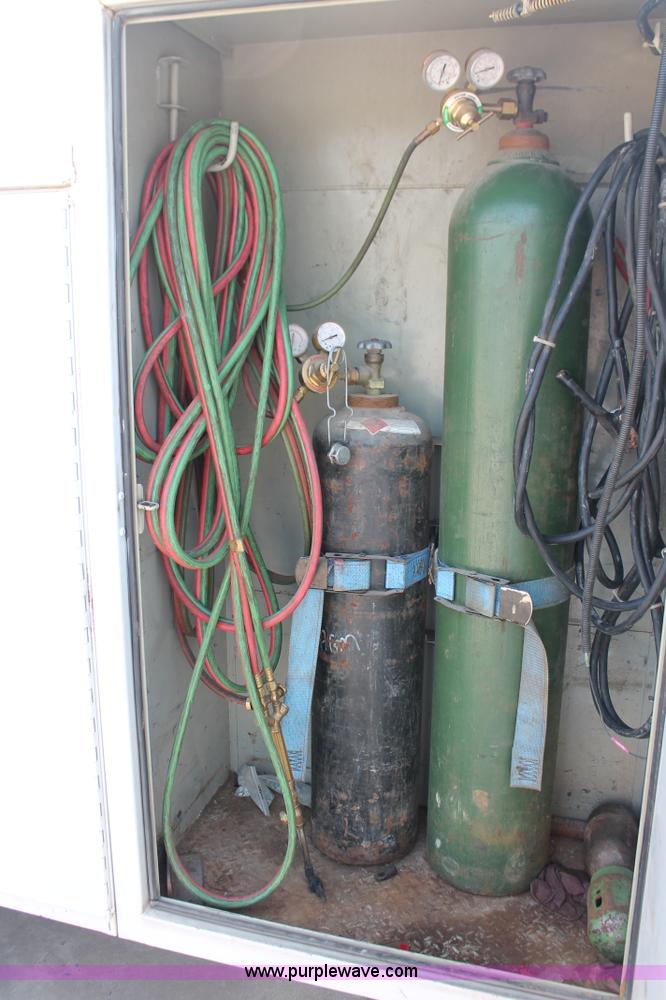 image for item I7756 2003 Ford F550 XL Super Duty service truck