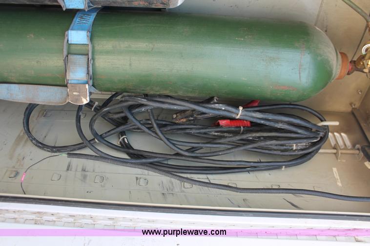 image for item I7756 2003 Ford F550 XL Super Duty service truck