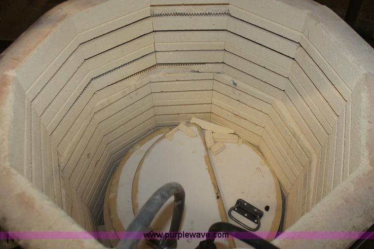 image for item AN9650 Paragon P10 high fire kiln