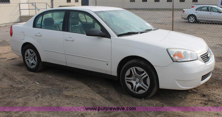 image for item D8176 2007 Chevrolet Malibu LS