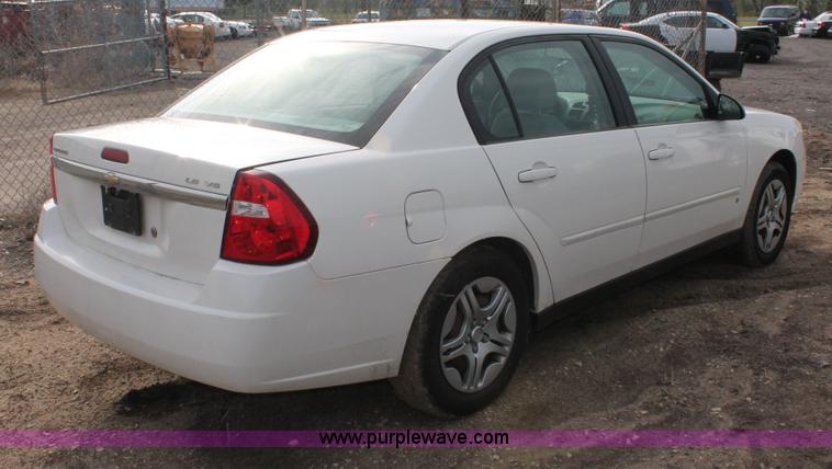 image for item D8176 2007 Chevrolet Malibu LS