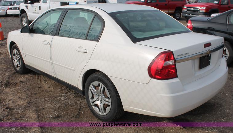 image for item D8176 2007 Chevrolet Malibu LS
