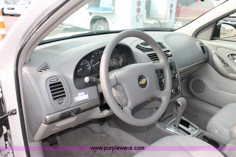 image for item D8176 2007 Chevrolet Malibu LS