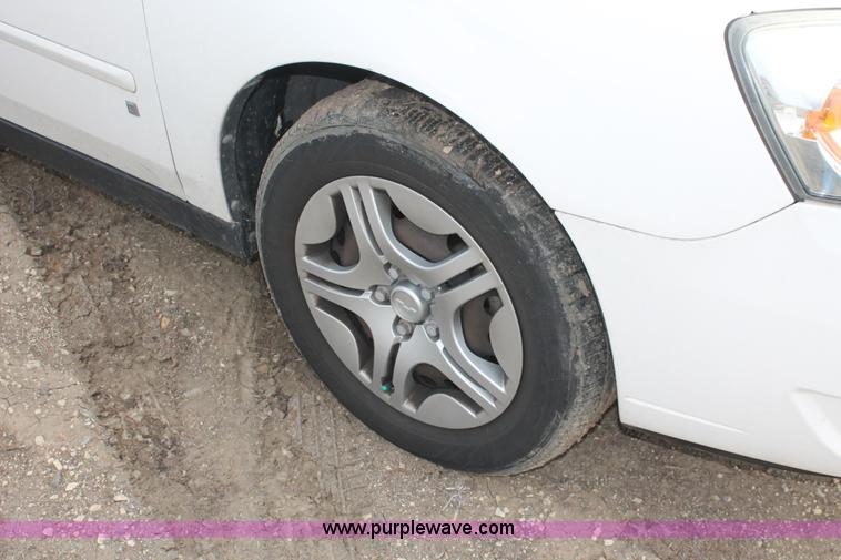 image for item D8176 2007 Chevrolet Malibu LS