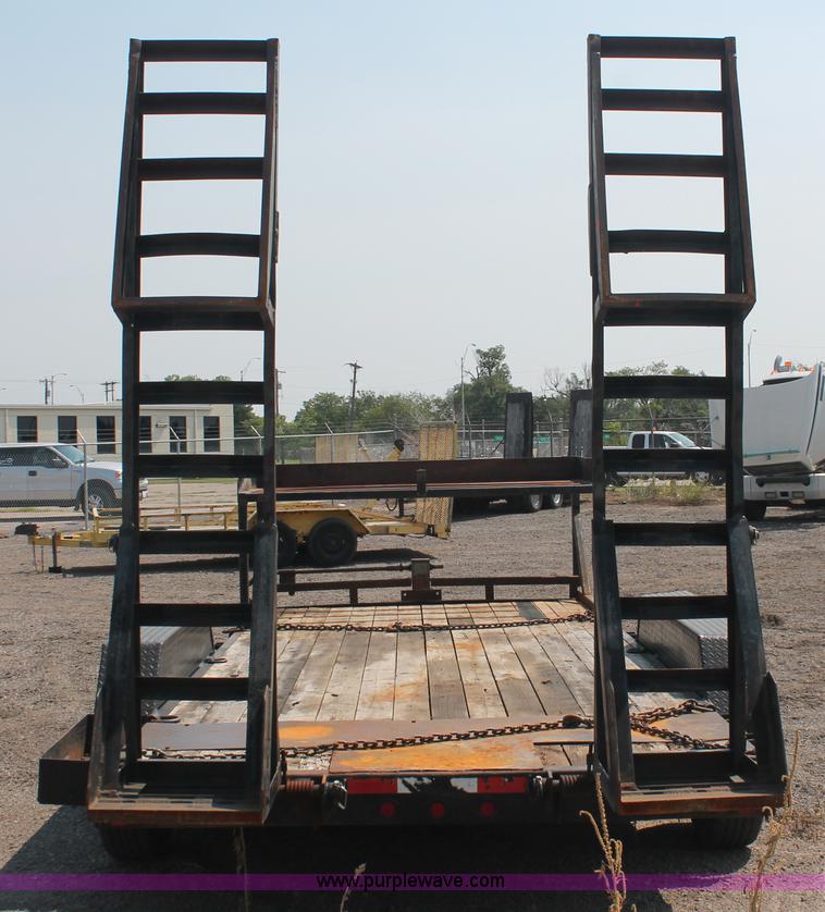 image for item I8167 2006 PJ equipment trailer