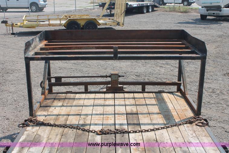 image for item I8167 2006 PJ equipment trailer