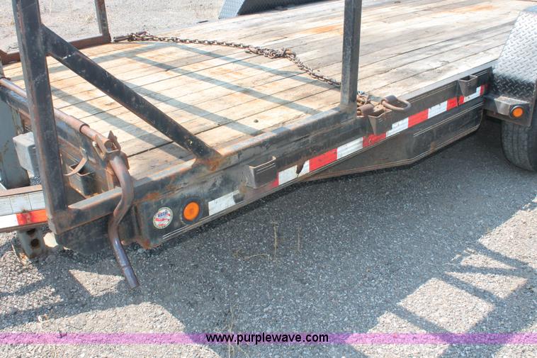 image for item I8167 2006 PJ equipment trailer