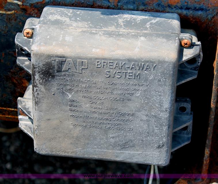 image for item I8167 2006 PJ equipment trailer