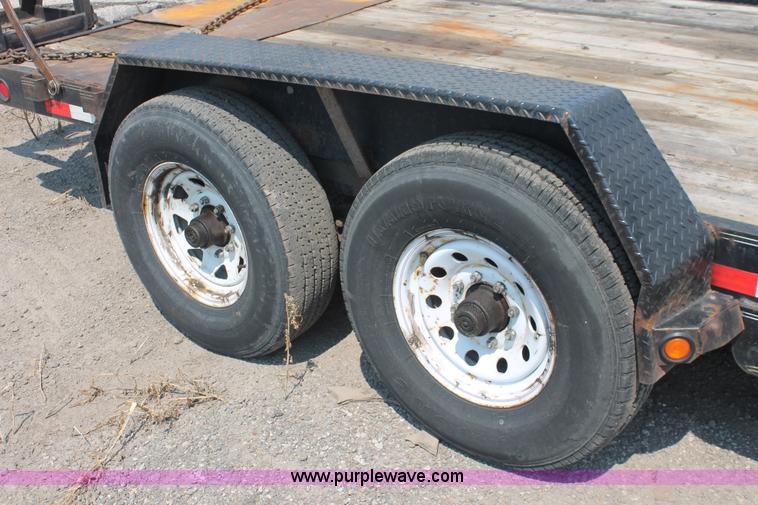 image for item I8167 2006 PJ equipment trailer